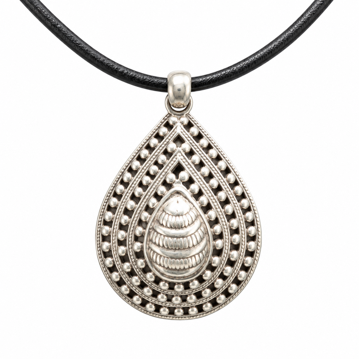 Colgante étnico de plata